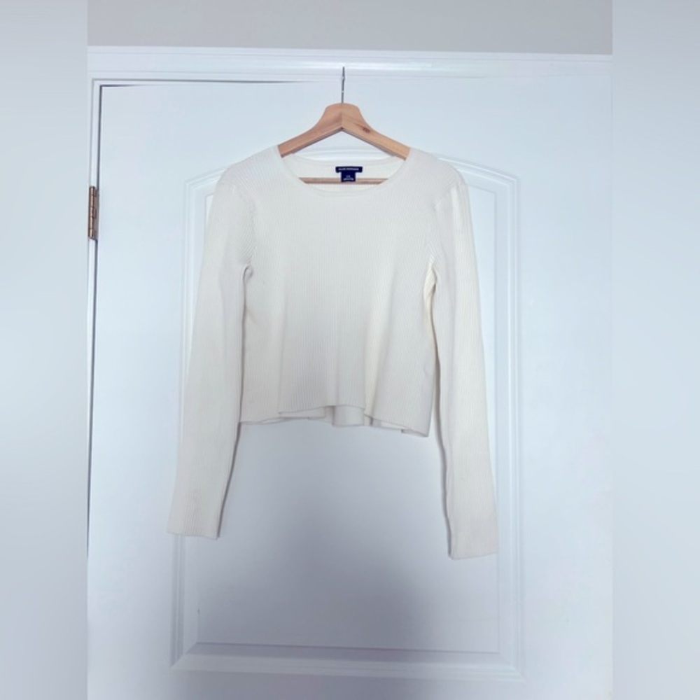 Club Monaco Cream Crew Neck Sweater